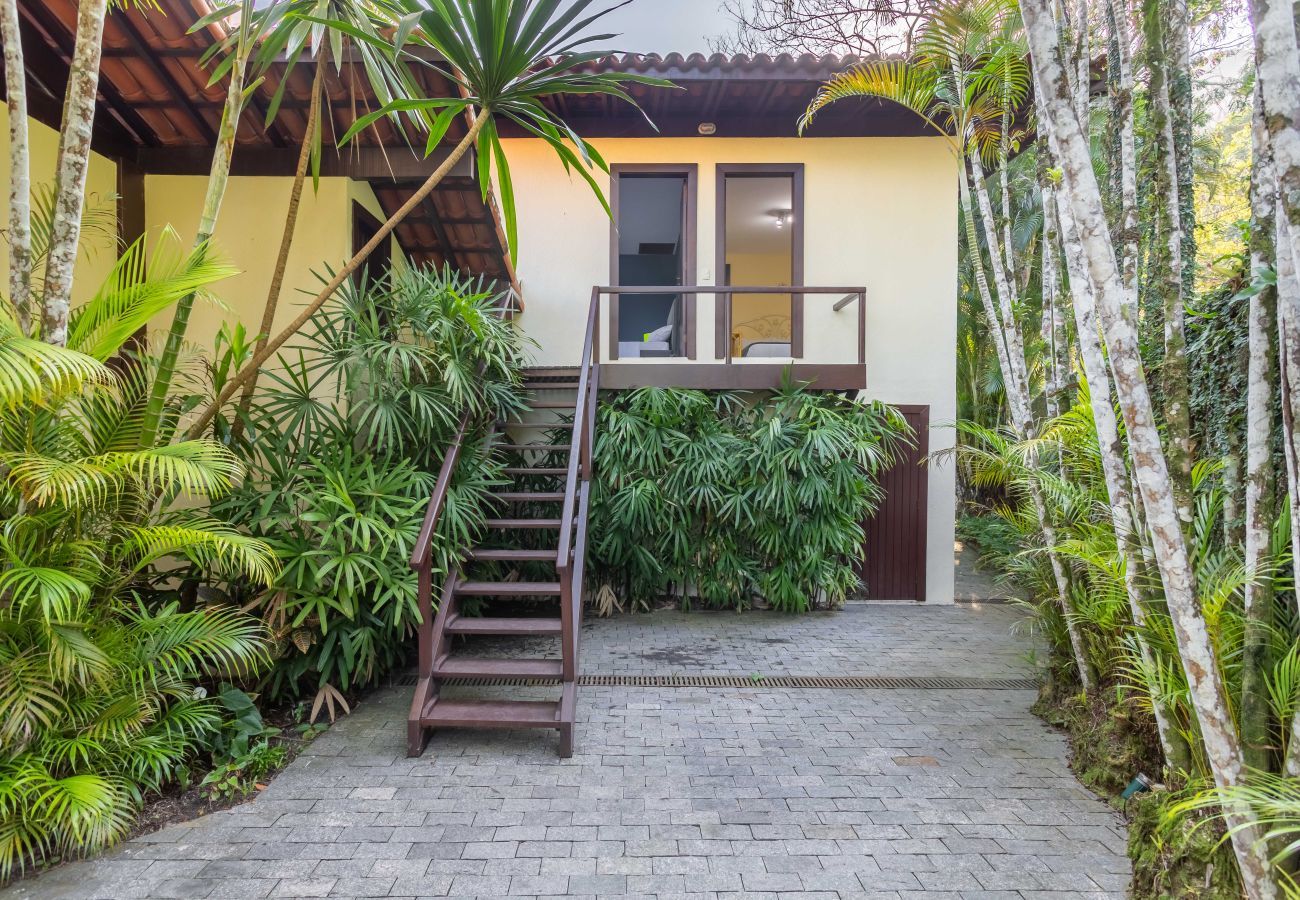 House in Mangaratiba - House with private beach in Porto Bello Mangaratiba