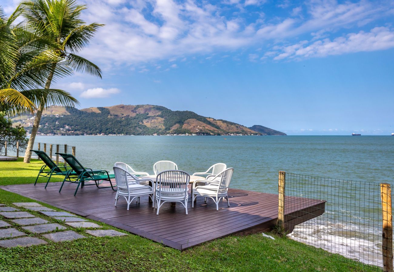 House in Mangaratiba - House with private beach in Porto Bello Mangaratiba