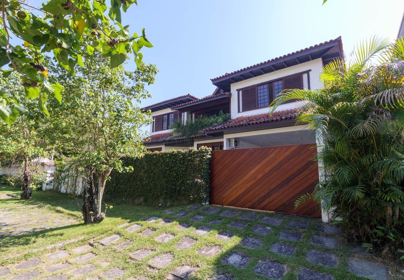 House in Rio de Janeiro - CasaBarra55 | Casa com 5 quartos , piscina e sauna