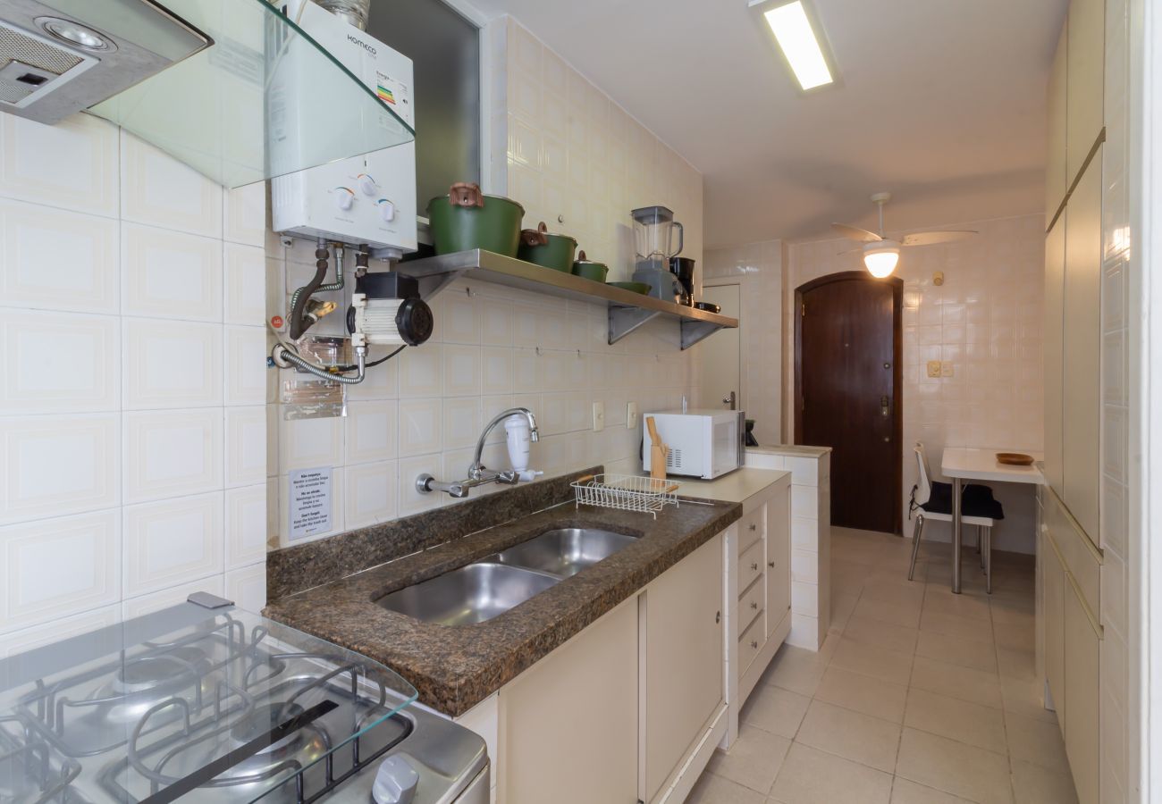 Apartment in Rio de Janeiro - Close to the underground and 10 minutes from the beach | MFB302