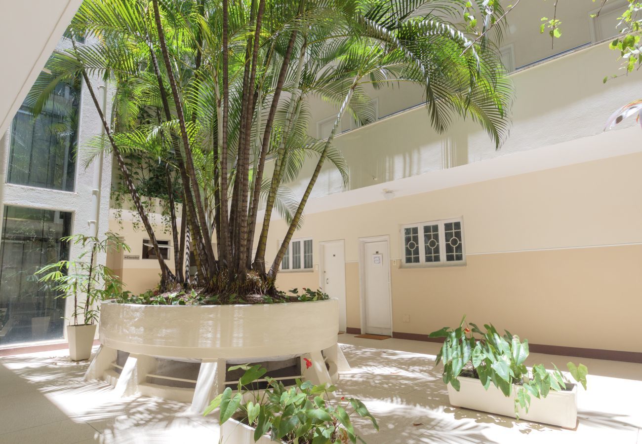 Apartment in Rio de Janeiro - Urquiza 107 | Quarto e sala à 6 min da praia