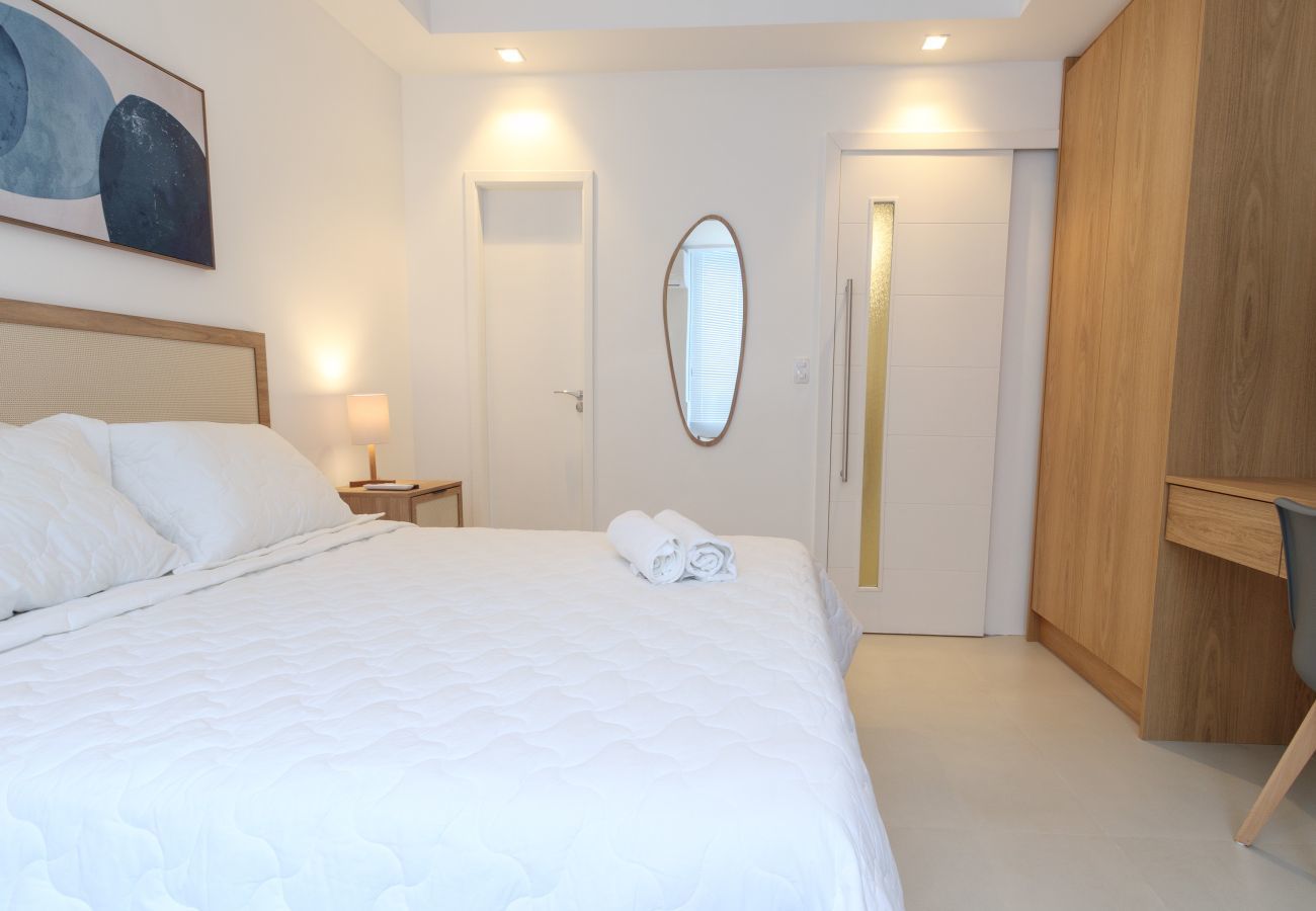 Apartment in Rio de Janeiro - Urquiza 316| Quarto e sala no Leblon