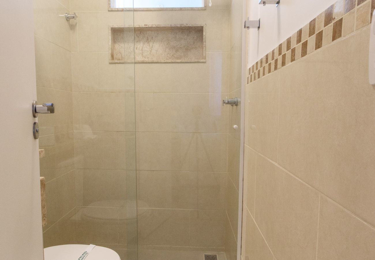Apartment in Rio de Janeiro - Urquiza 316| Quarto e sala no Leblon