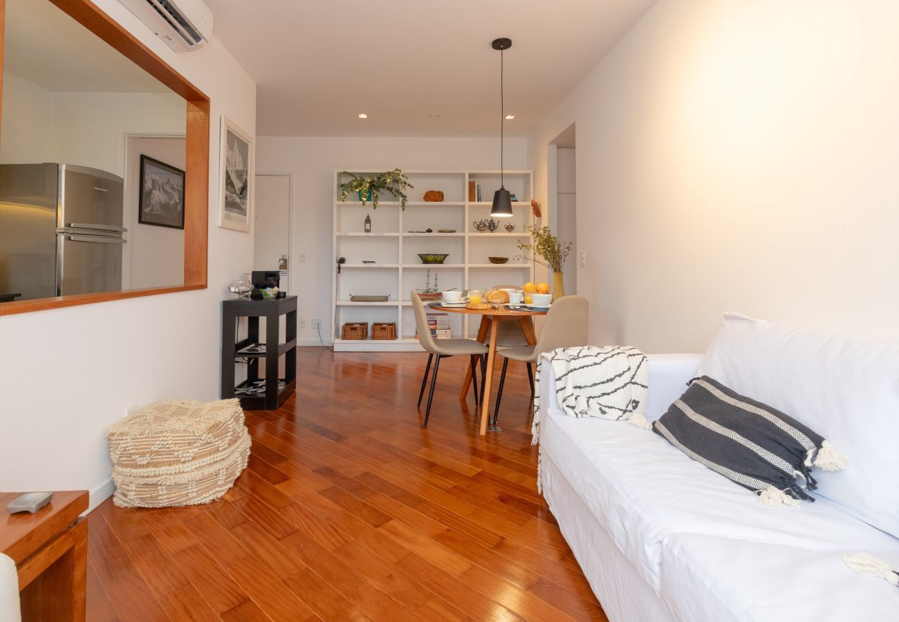 Aparthotel in Rio de Janeiro - Azevedo1105|Flat ao lado da Dias Ferreira + piscina
