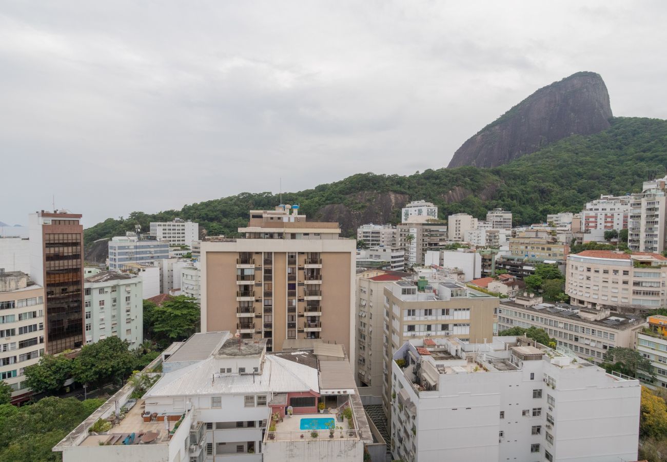 Aparthotel in Rio de Janeiro - Azevedo1105|Flat ao lado da Dias Ferreira + piscina