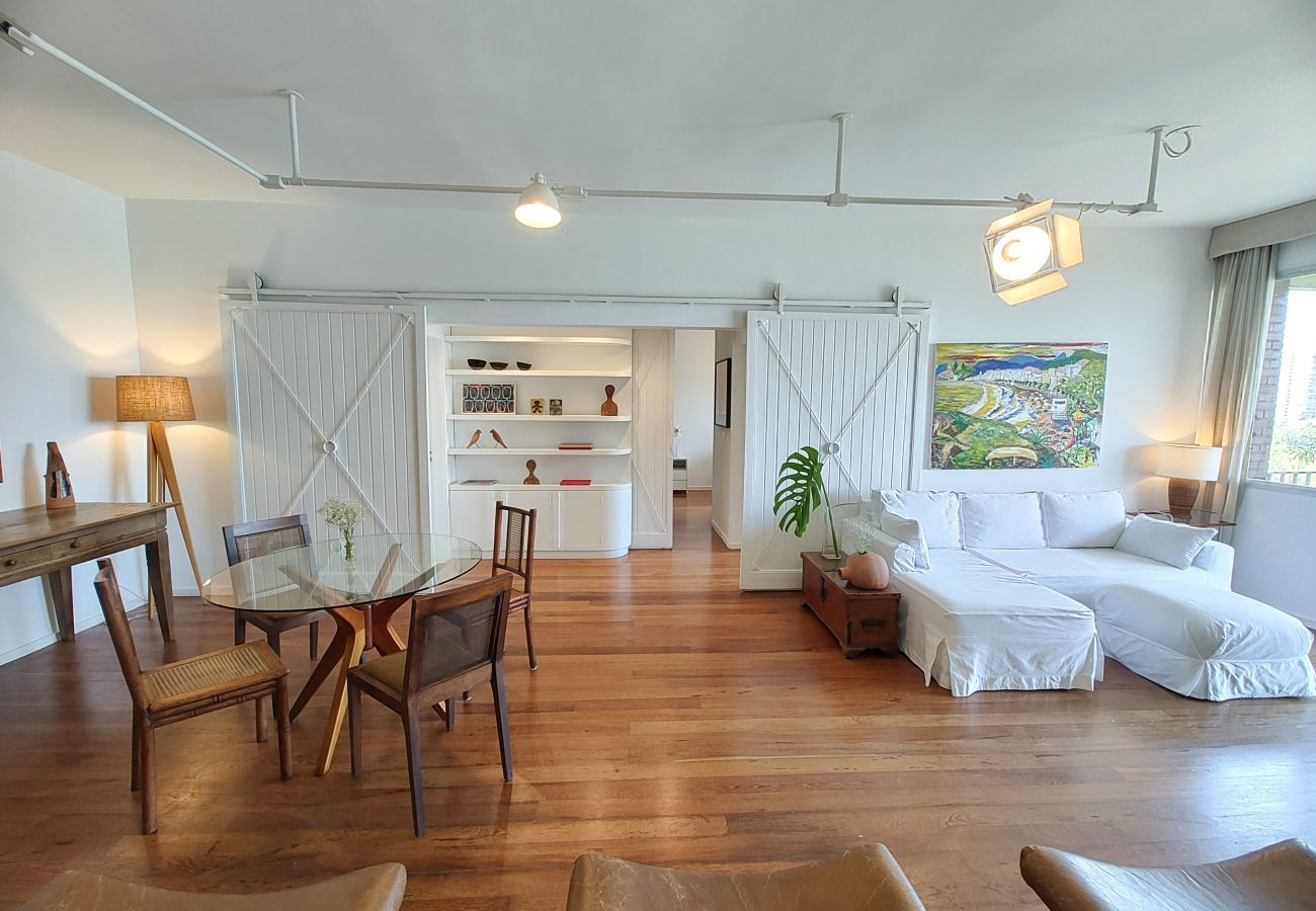 Apartment in Rio de Janeiro - Epitacio505 | 2 quartos na Lagoa com linda vista