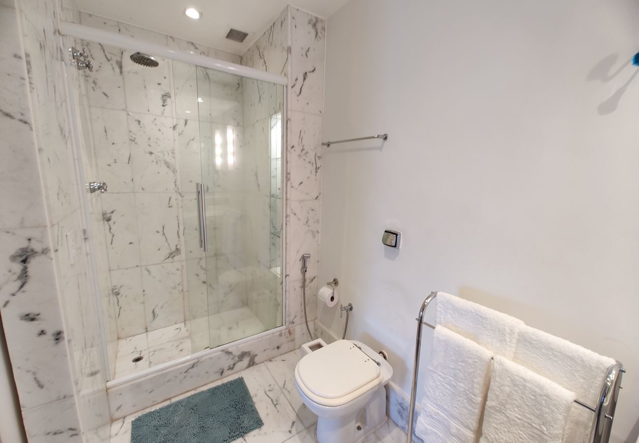 Apartment in Rio de Janeiro - Epitacio505 | 2 quartos na Lagoa com linda vista