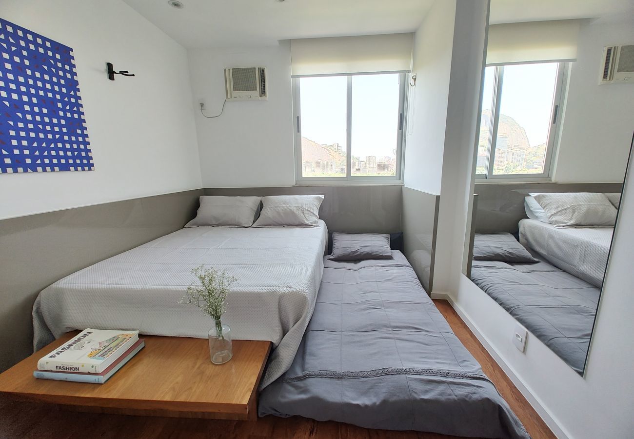 Apartment in Rio de Janeiro - Epitacio505 | 2 quartos na Lagoa com linda vista