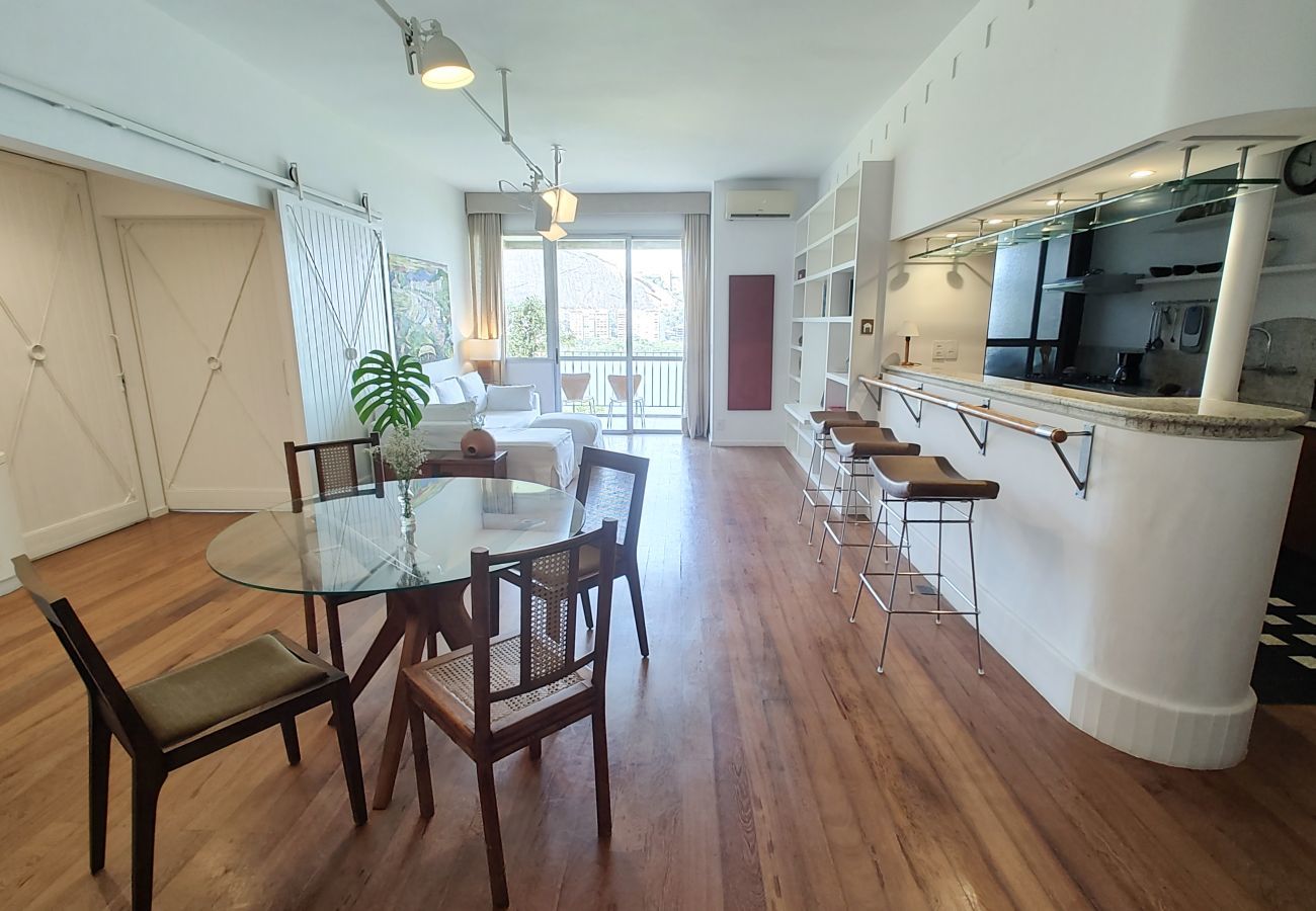Apartment in Rio de Janeiro - Epitacio505 | 2 quartos na Lagoa com linda vista