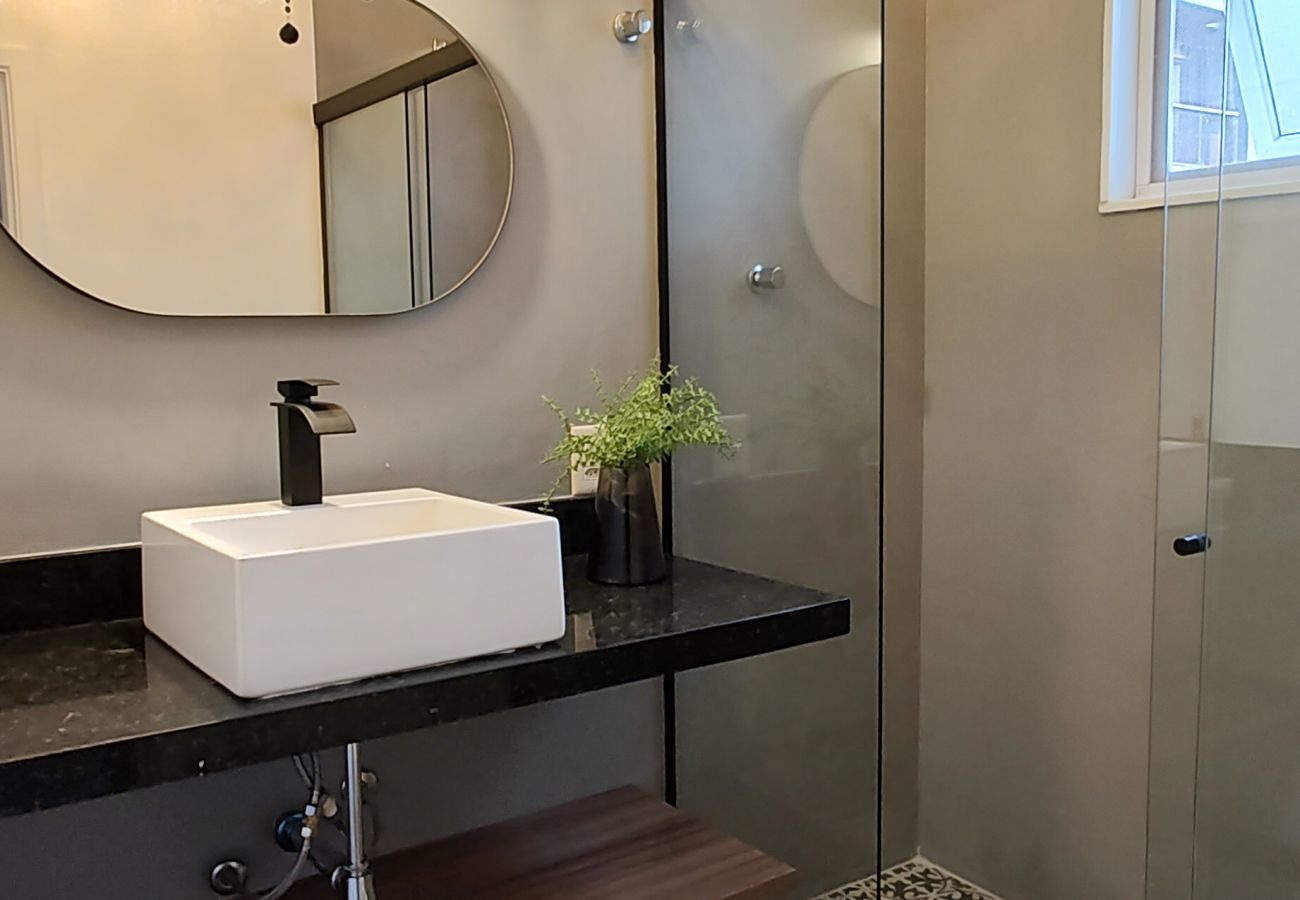 Apartment in Rio de Janeiro - Góis408| 2 quartos no Leblon a 2 minutos da praia 