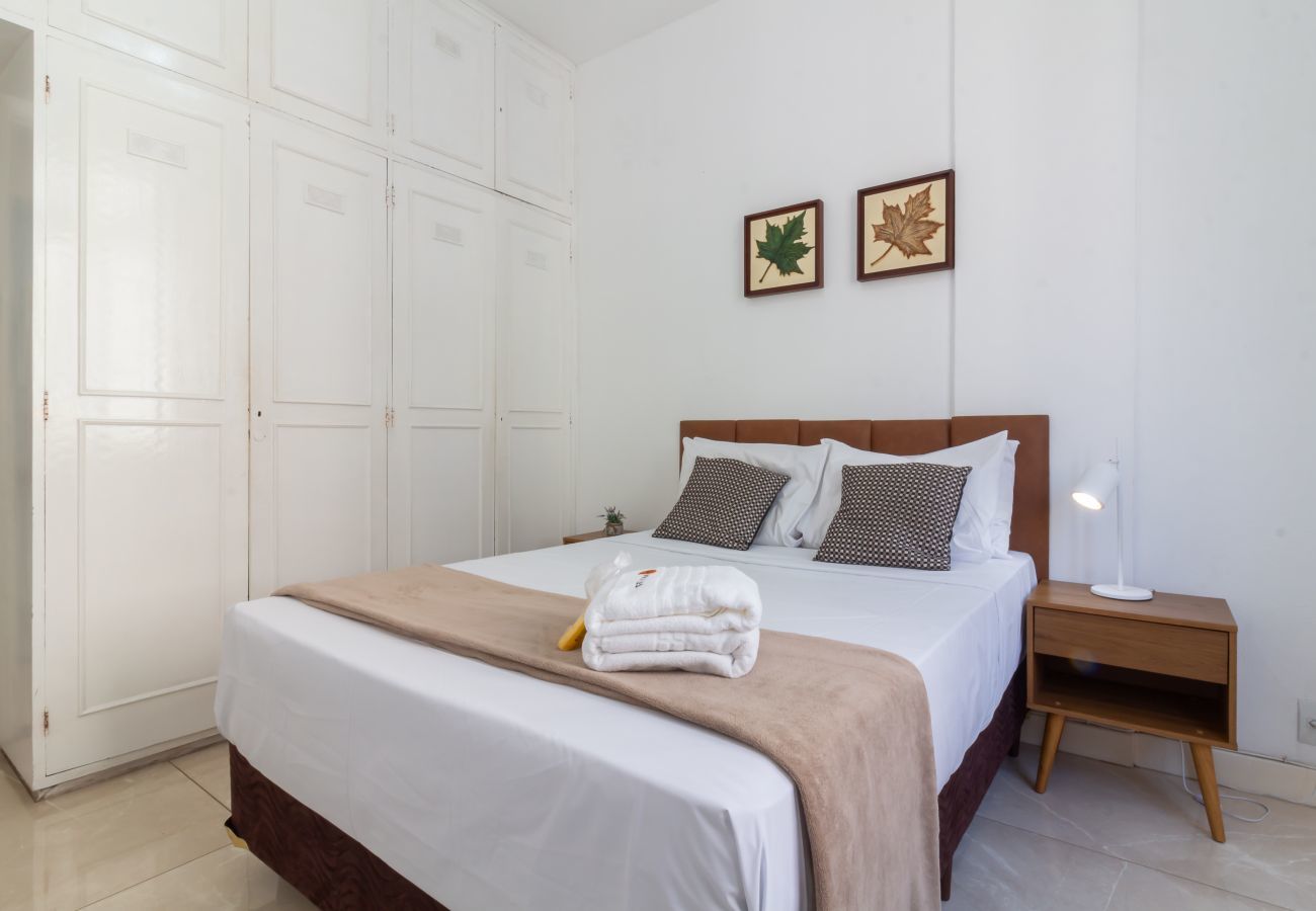 Apartamento en Rio de Janeiro - Piso en Copacabana a 4 minutos de la playa | SF704 