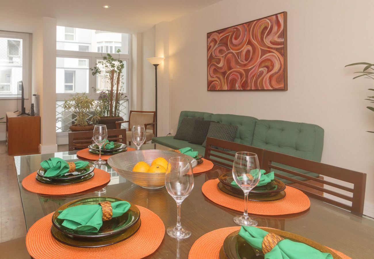 Apartamento en Rio de Janeiro - Brt401A| 3 dorm en Copacabana a 9 min del Posto 4