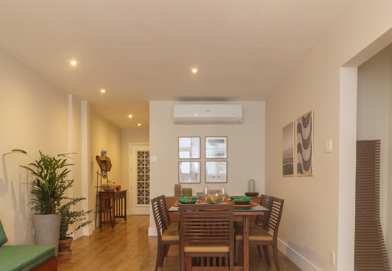 Apartamento en Rio de Janeiro - Brt401A| 3 dorm en Copacabana a 9 min del Posto 4
