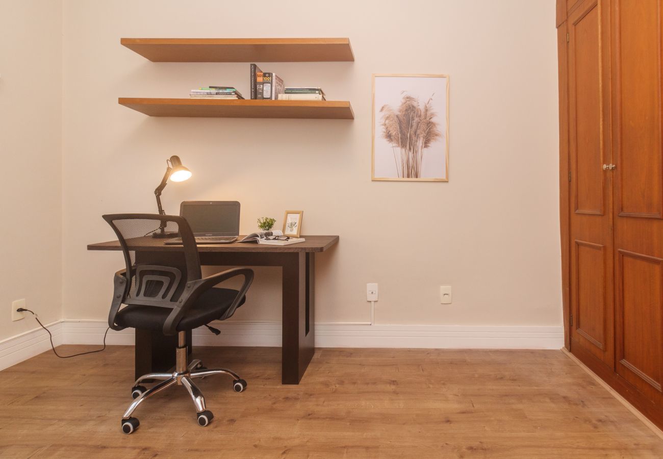 Apartamento en Rio de Janeiro - Brt401A| 3 dorm en Copacabana a 9 min del Posto 4