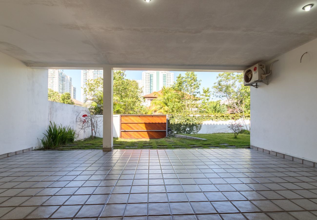 Casa en Rio de Janeiro - CasaBarra55 | Casa con 5 dorms, piscina y sauna