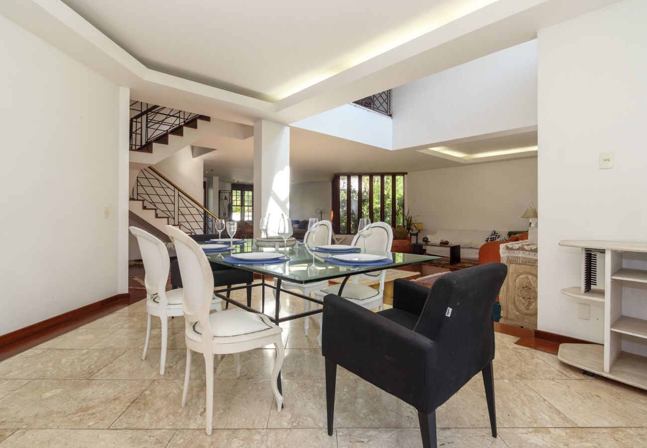 Casa en Rio de Janeiro - CasaBarra55 | Casa con 5 dorms, piscina y sauna