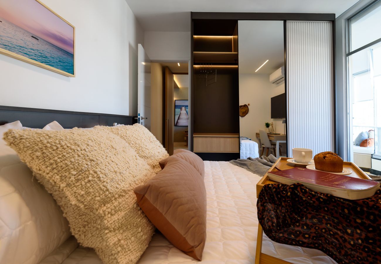 Apartahotel en Rio de Janeiro - Luc527 | Piso con vistas al mar y Pedra da Gávea