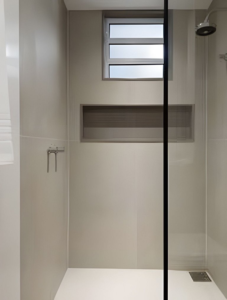 Ata 102|tres cuartos a 300 m de la playa de Leblon