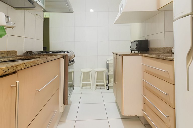 Brt401|Copacabana 2 rooms, 3 blocks from the beach