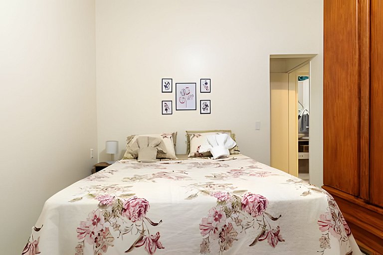 Viv203|2 quartos, 5 minutos da praia de Copacabana