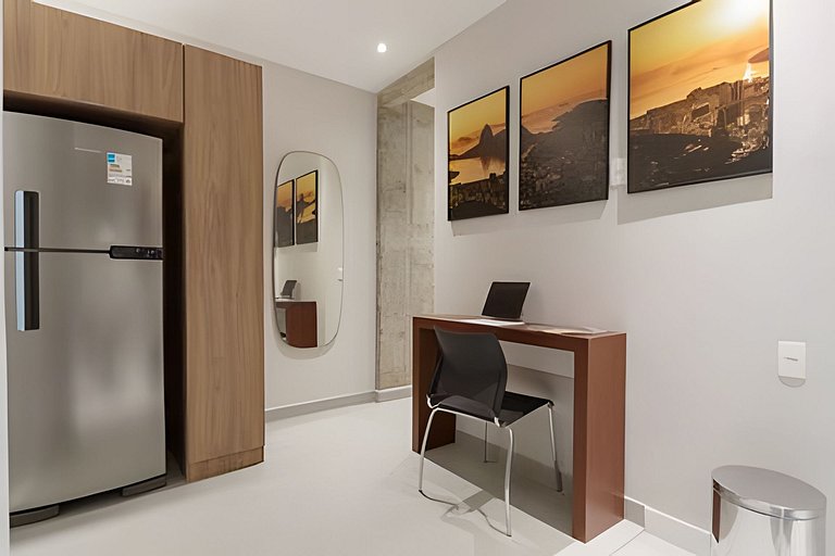 Ipanema: Do lado da Praia, Metrô, Rest e Comércio!