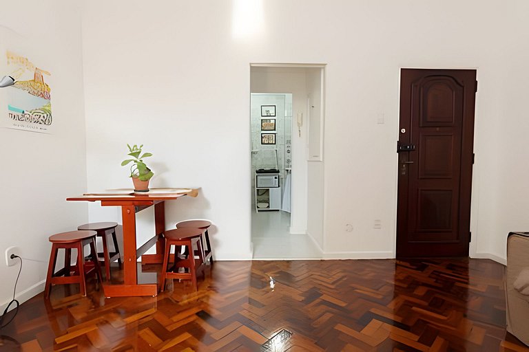 Ns604| bedroom and living room 400m from the beach