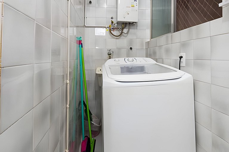 Ns604| quarto e sala à 400m da praia