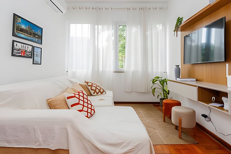 Mario107 | Charming apartment in Leblon