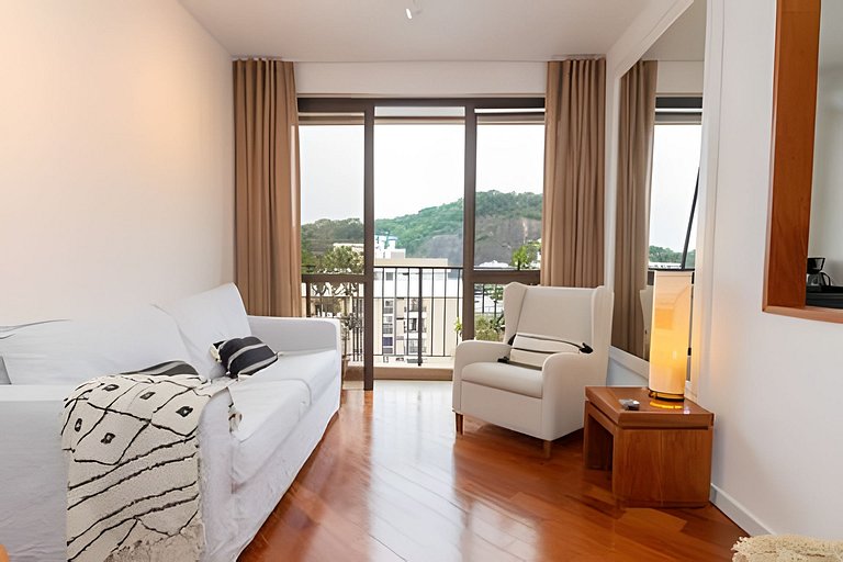 Azevedo1105|Flat next to Dias Ferreira + pool