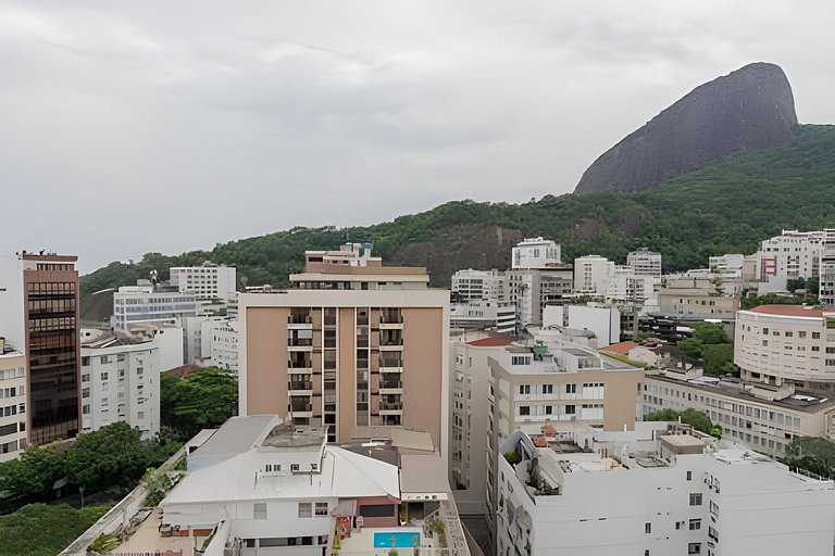 Azevedo1105|Flat next to Dias Ferreira + pool