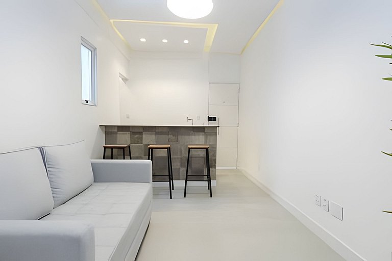 Urquiza 316| Dormitorio y sala de estar en Leblon