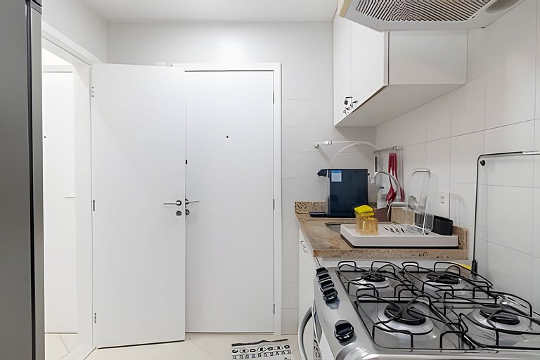 Fer106| Quarto e Sala na famosa rua Dias Ferreira