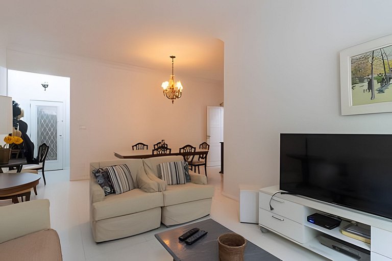 BAR201| Apartamento em Ipanema à 500m da praia