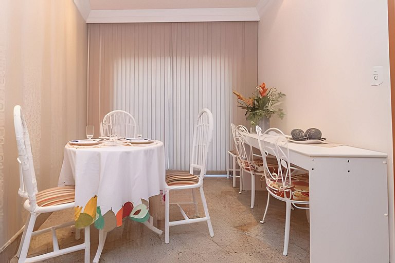 Ns201| Apt. 2 blocks from Copacabana beach