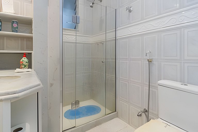 Ns201| Apt. 2 blocks from Copacabana beach