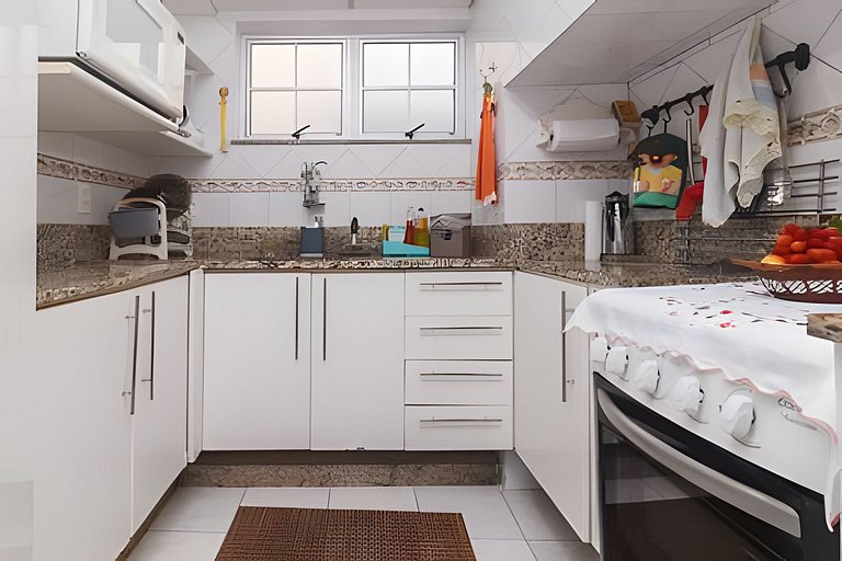 Ns201| Apt. 2 blocks from Copacabana beach