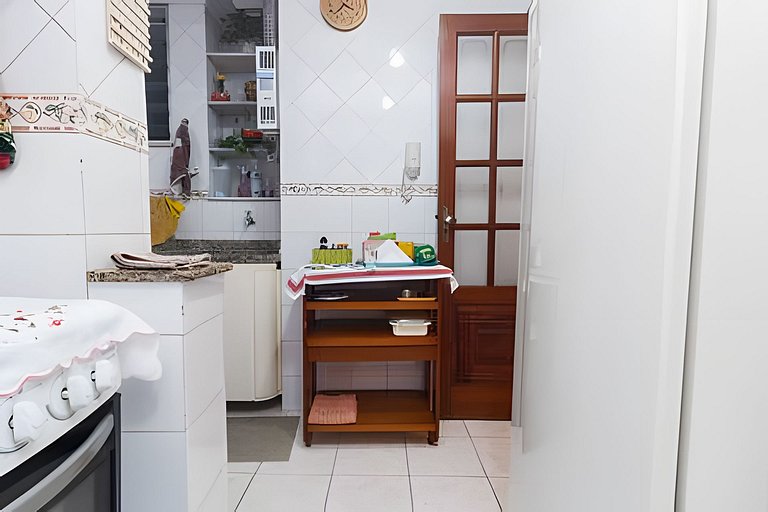 Ns201| Apt. 2 blocks from Copacabana beach