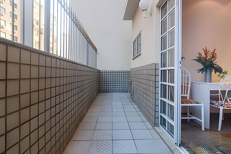 Ns201| Apt. 2 blocks from Copacabana beach