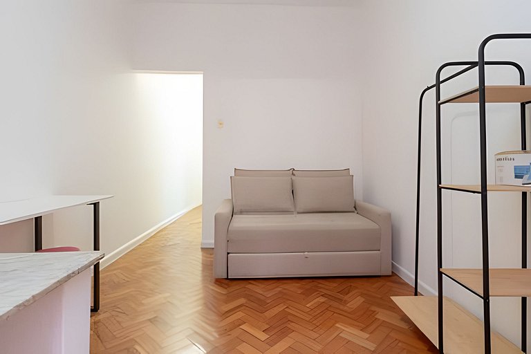 Pla718| Apartment on the block of Copacabana Beach