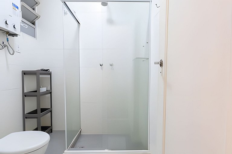 Pla718| Apartment on the block of Copacabana Beach