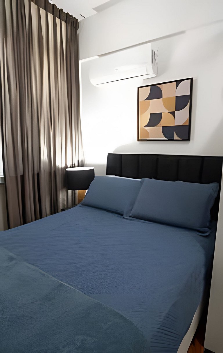 Jul701| Kitnet a 2 quadras da praia de Copacabana