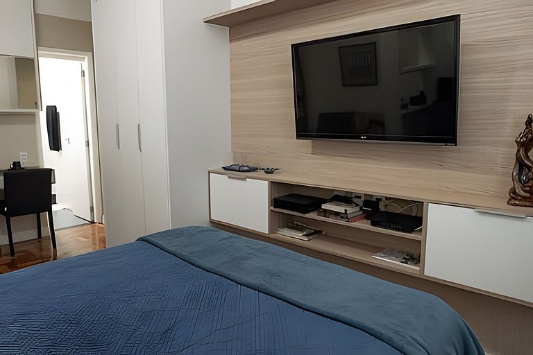 Jul701| Kitnet a 2 quadras da praia de Copacabana