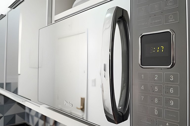 Jul701| Kitnet 2 blocks from Copacabana Beach