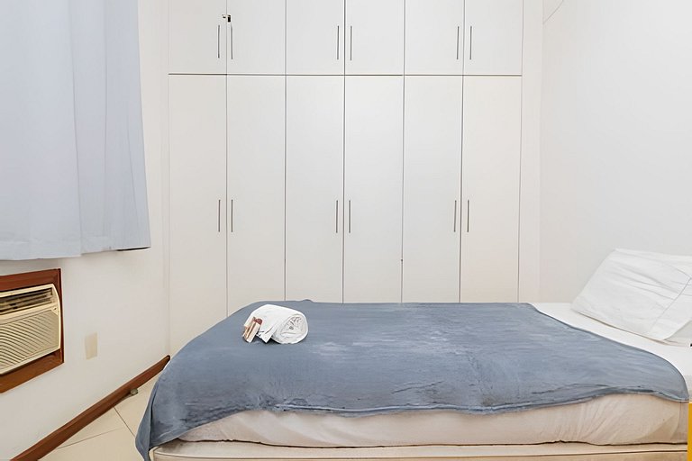 Ns302| 3 dorm en Copacabana 3 minutos de la playa