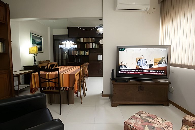 Ata304| Apartamento com Sala Ampliada no Leblon