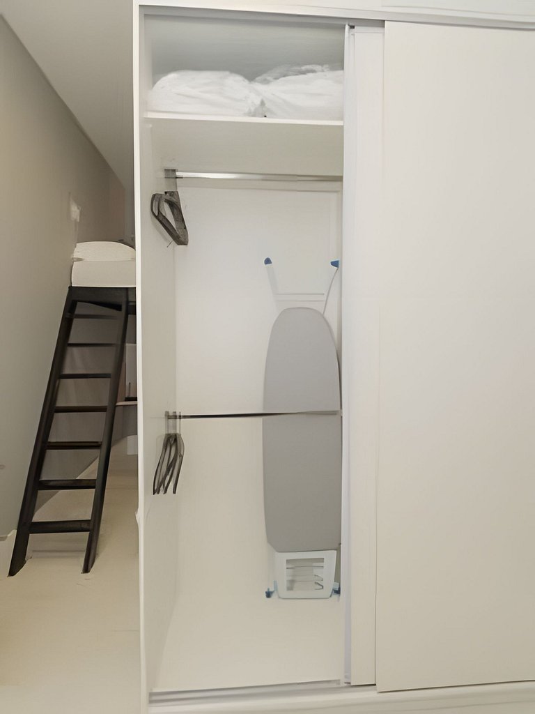 Gois405| Estudio en Leblon, a 300 m de la playa