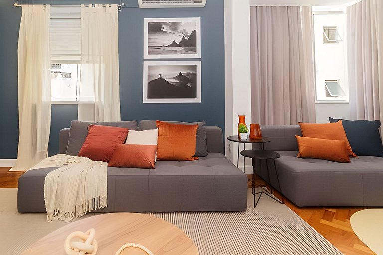 God302| Charm and comfort 1 block from Lagoa