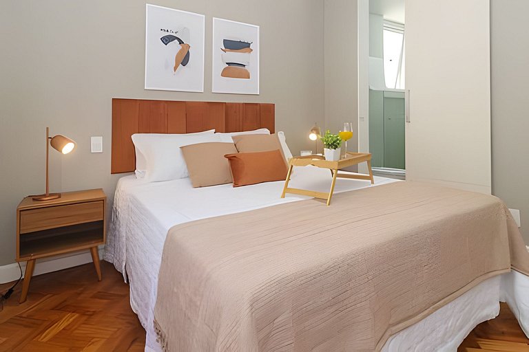 God302| Charm and comfort 1 block from Lagoa