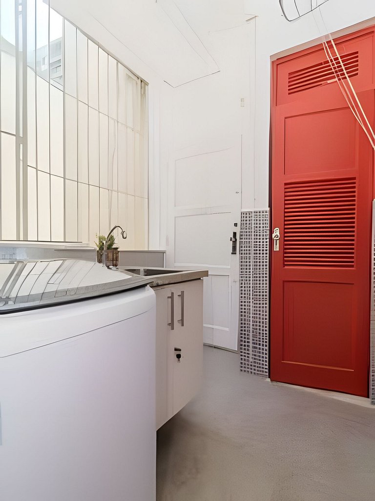 God302| Charm and comfort 1 block from Lagoa