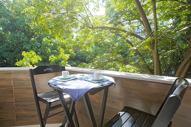 FER305A|Bedroom and Living Room near Leblon Beach